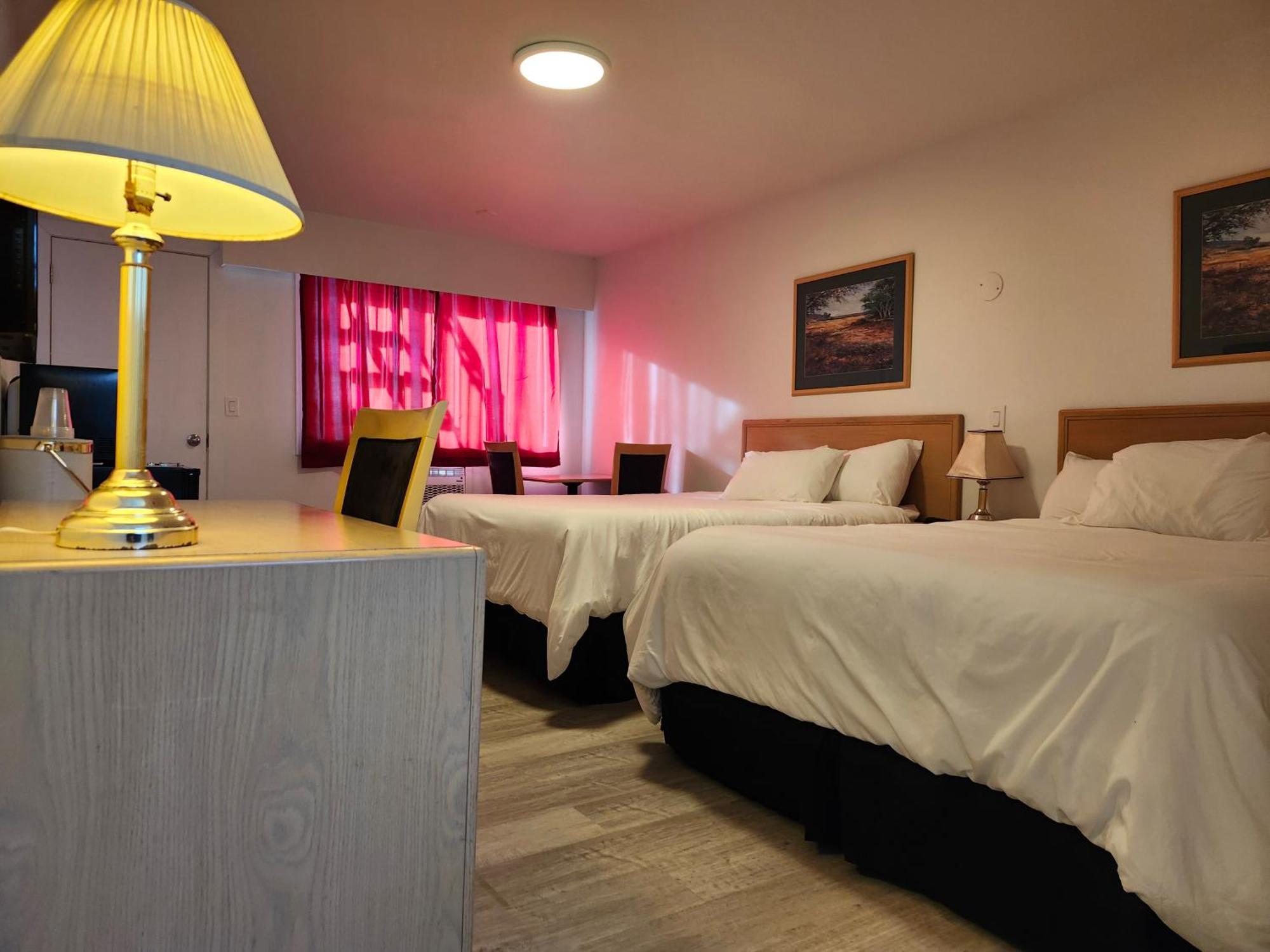 Motel Cache Creek Inn 3*