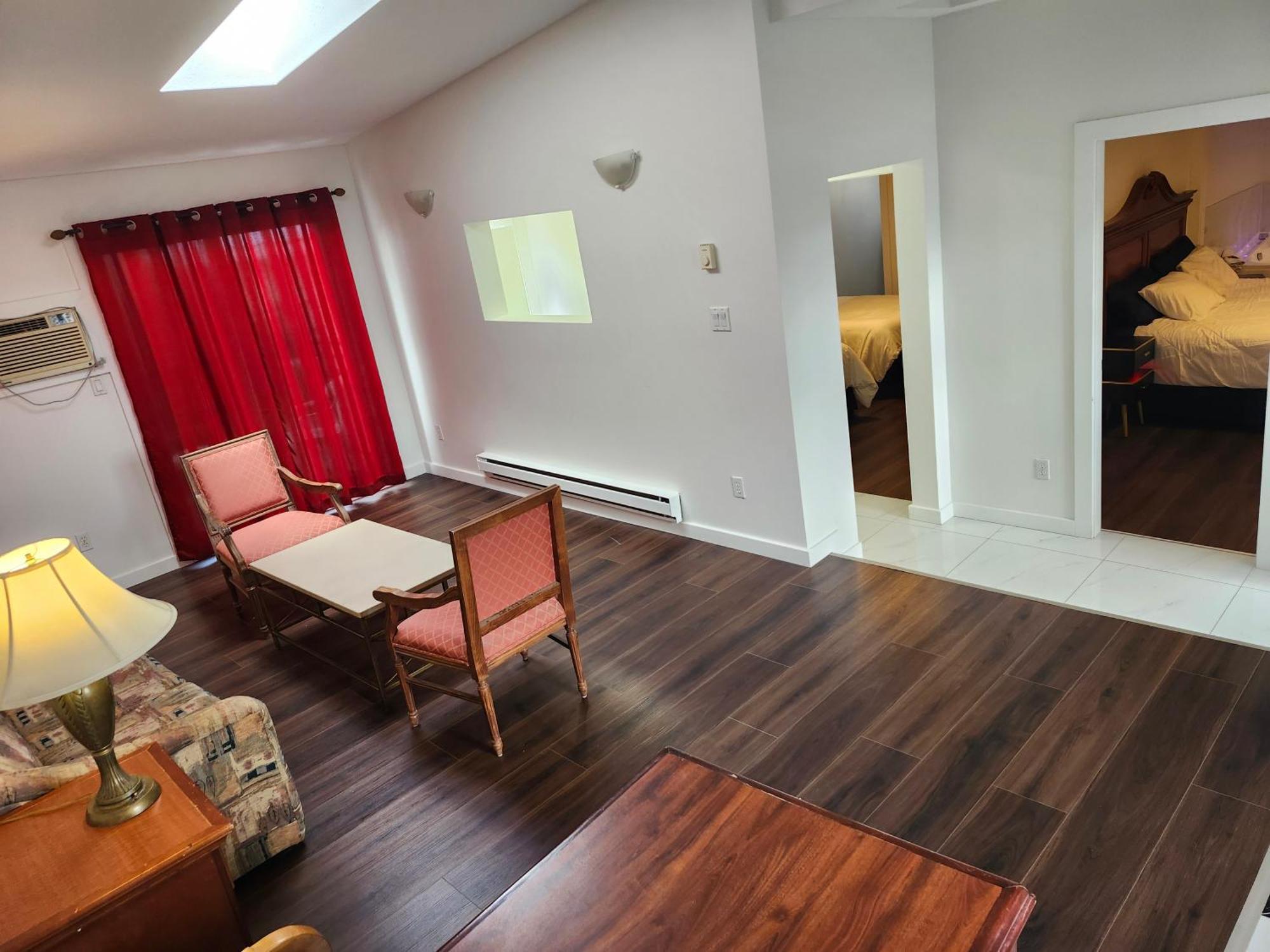 Cache Creek Inn Motel 3*